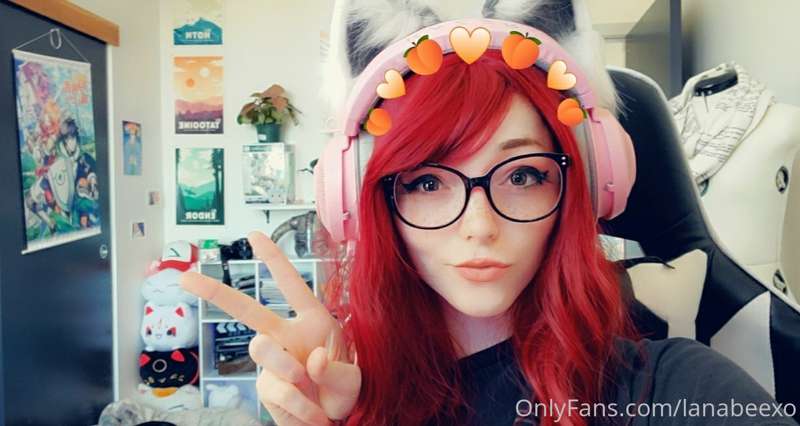 hi babes 💗 i will answer all my dms in the morning! to my su..