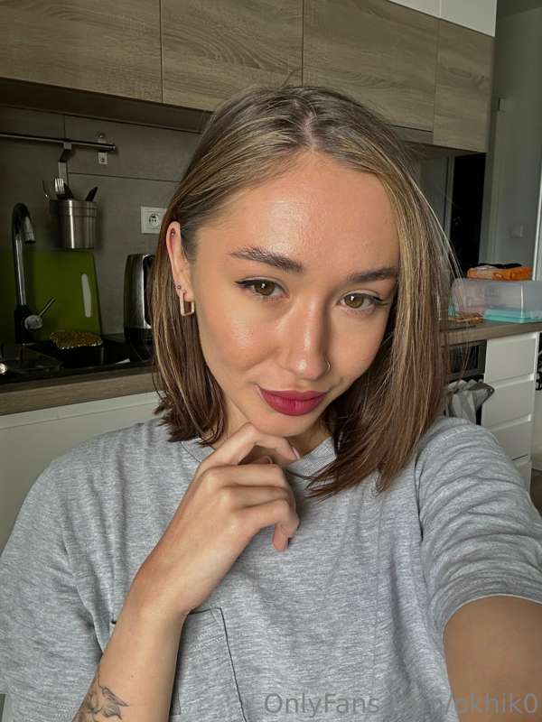 I will share a cozy evening with u😇
Would u join me?😏
