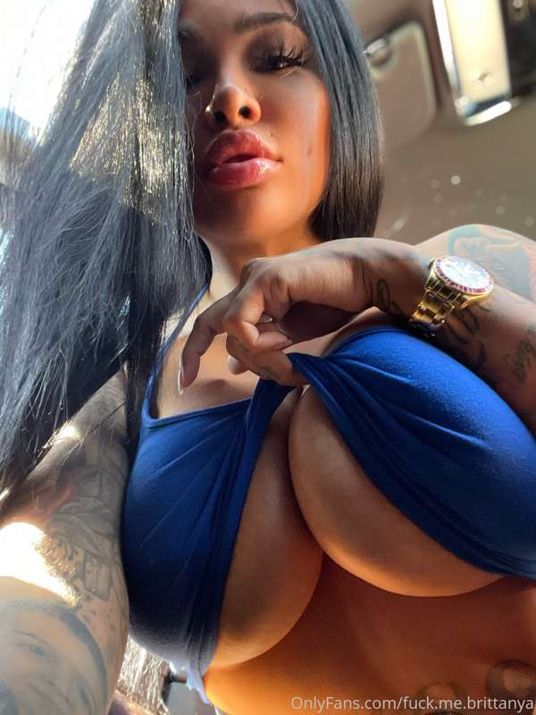 Slip your DICK in 💙 @SeeBrittanya