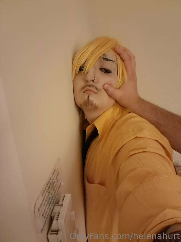 Have some curly brow content because I felt good as him xx 7