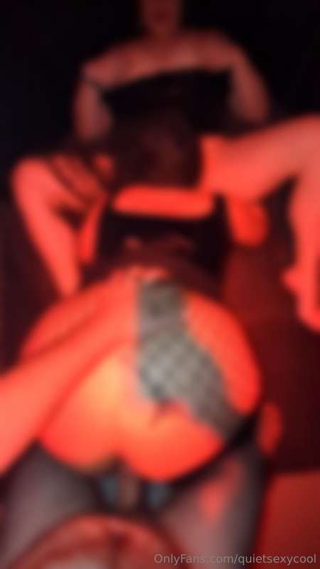 @aphrodottie is going to be dropping something y'all wanna s.. 1