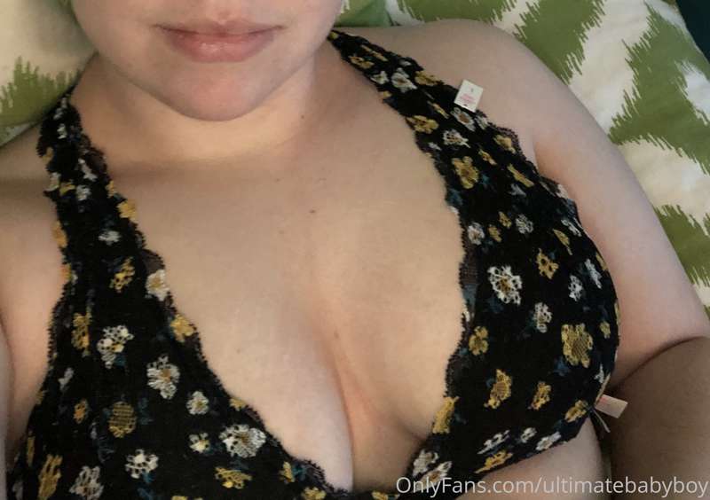 My very first lingerie piece. Thinking about getting some mo..