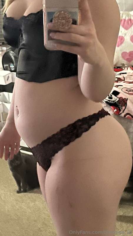OF exclusive before pic. 

130lbs is when I first started ga.. 3