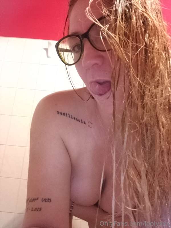 hey I woke up super hot 👿😜🤤🫦will you join me???