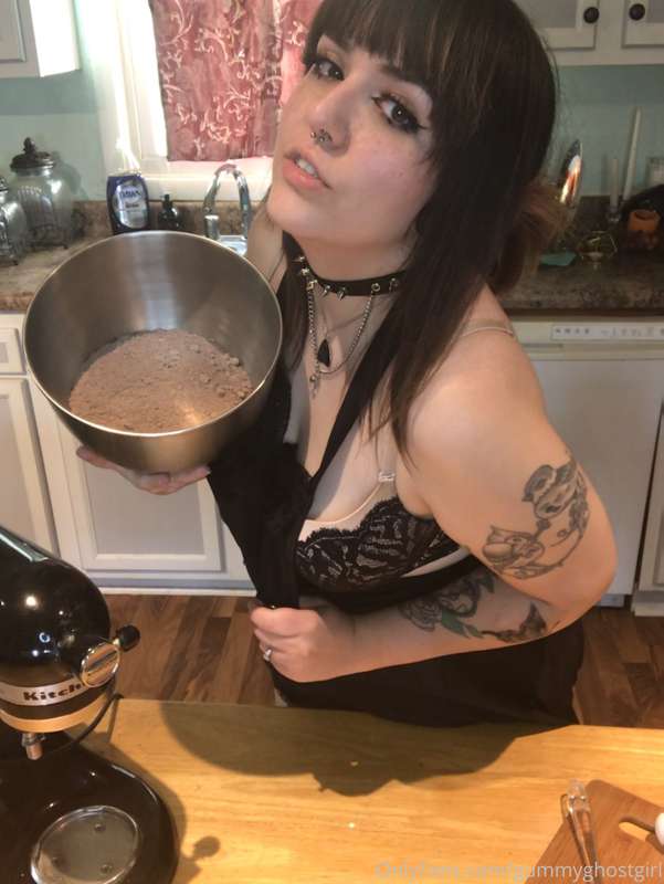 I’m baking brownies, wanna help me? 😉 29