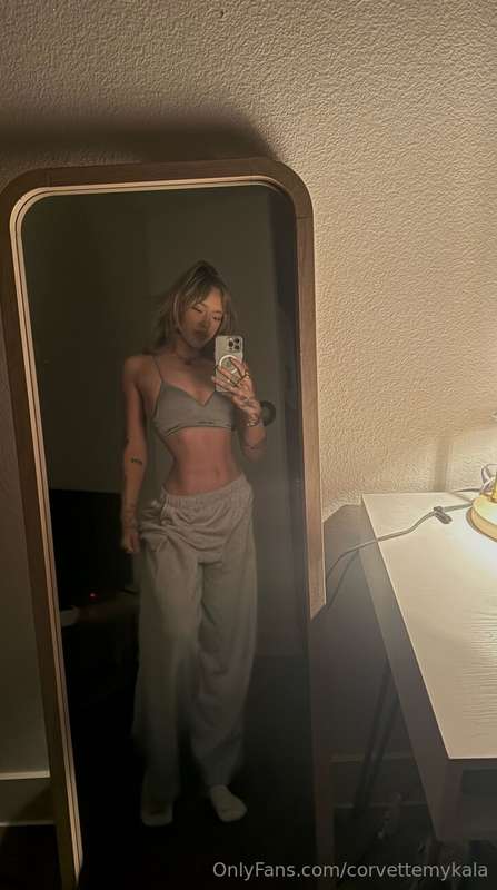 When the mirror loves what it sees👀💫