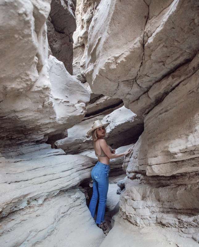 Exploring some big rocks today… let's get freaky on this adv.. 2