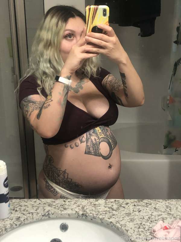 feed me fatter 🥰😋💕😍 2