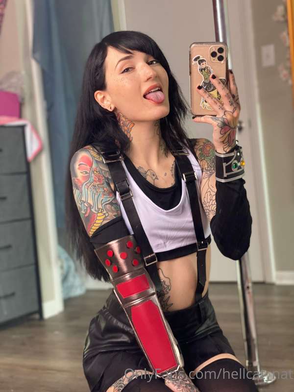 Tongue Out Tifa 🥵 I love some good aheago pics ~ perfect for..