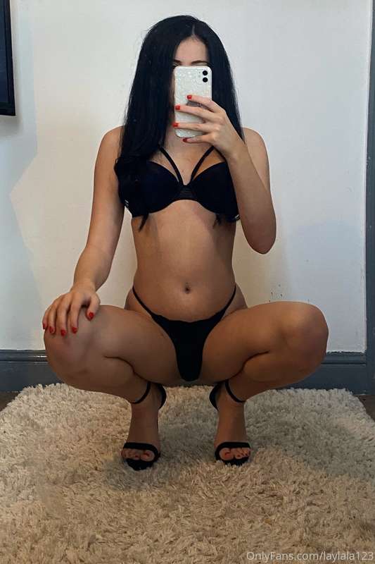 Heels on for the weekend 👠