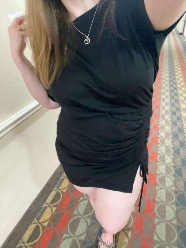When you’re so hot you have to get ice 🧊