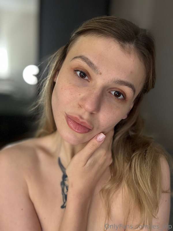 HEEEY! I'm back here again, I'm back with you 🤍thanks to eve..