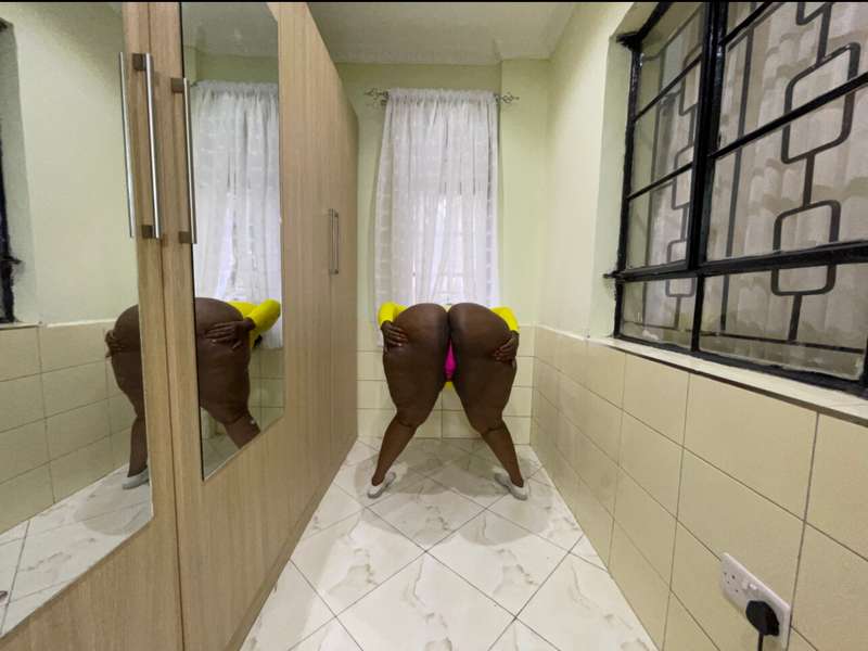 The loooong deep stroke with my Landlord today was full of f..