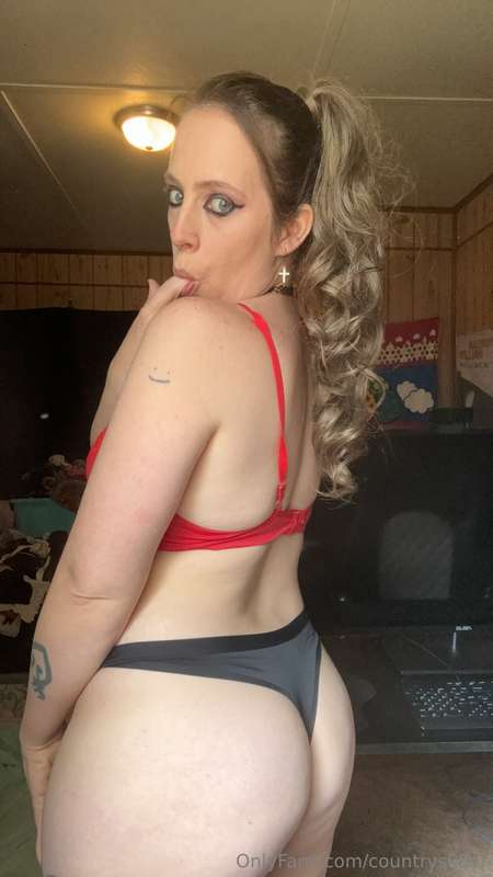 Feeling cute earlier today 