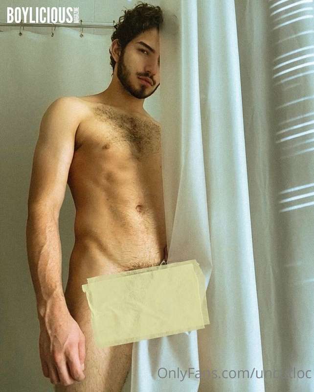 here’s a little photoshoot i did with BoyliciousMag from twi.. 5