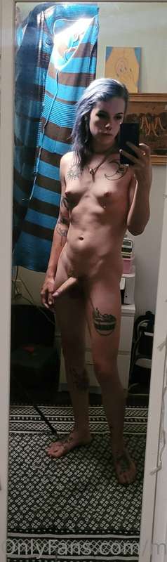 Some sexy top lit selfies for yall. More vids coming soon 😚 5