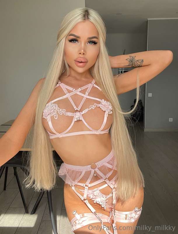 THE REAL TOP LUXURY BARBIE @lady_elena 🔝💖🥵🔥LIVE OUT YOUR LON..