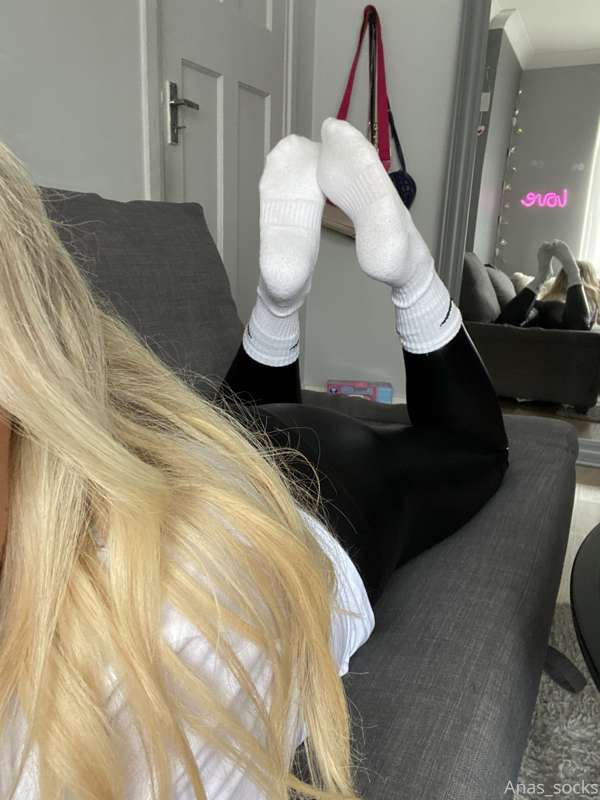Say Hi 👋 don’t be shy 🙈 2