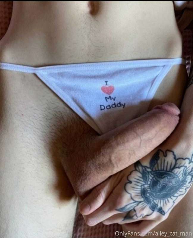 You need to check out my very good friend @itsmarshallxxx 

.. 3