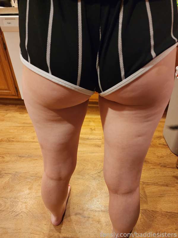 Baddiesisters - Fansly - 12 Feb, 2023