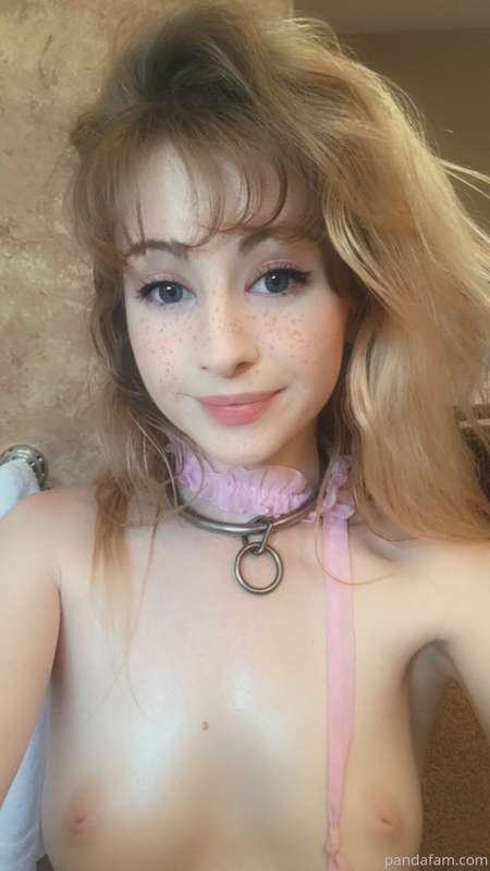 [14:45] 🎀 Oiled body foot fetishized solo   I loved playing .. 2