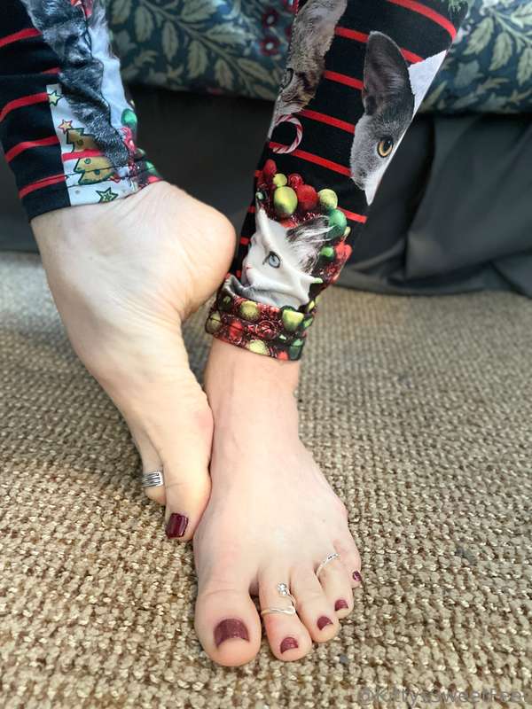 Soft, creamy white skin and perfectly pedicured toes adorned.. 2