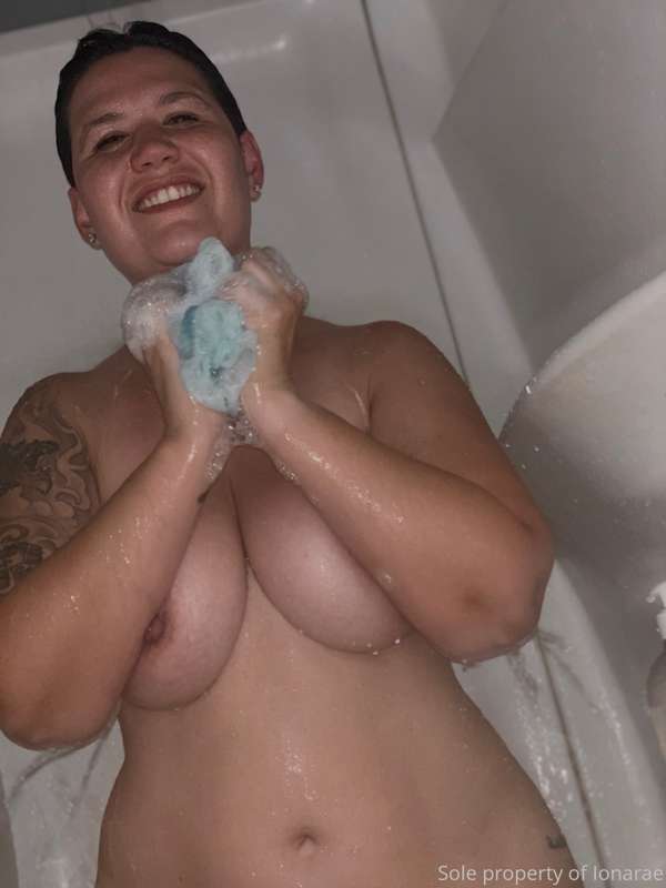 Good Morning 🧼 pass me the soap 17