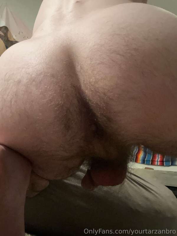 happy hump day from this wild rump! last thing you see befor.. 8