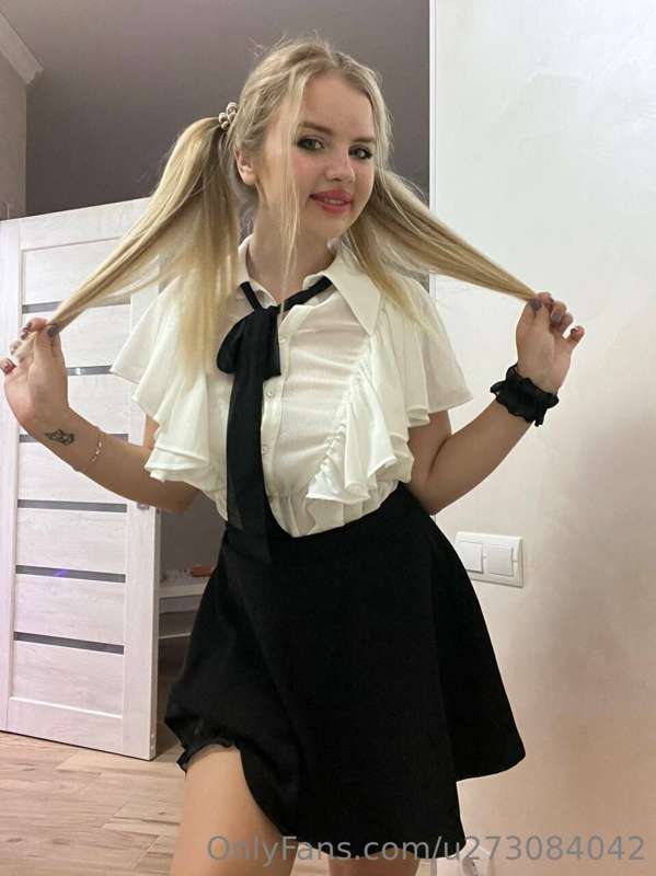 The teacher of your dreams 😇🍓 1
