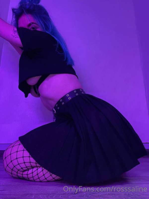 The naughty girl who asks to be punished... Ah... What do yo..