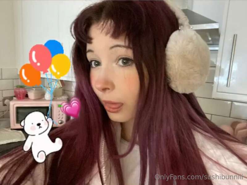 It’s my birthday!! I’m turning 21 today :3 
Here are some as.. 3