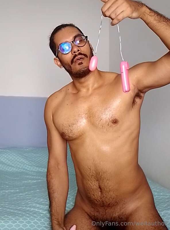 ... Thinking about my video playing with the two pink vibrat.. 5