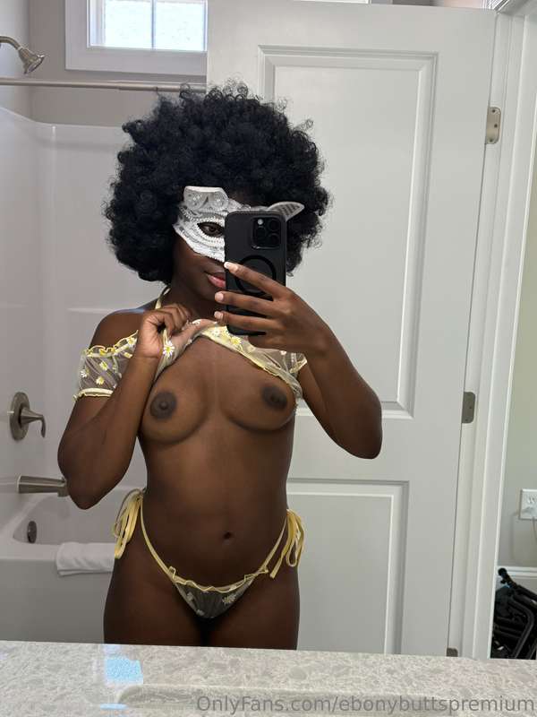 Your personal black sex doll 😈💦 4