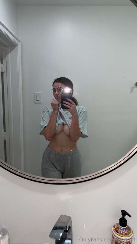 Before you go to bed dm me