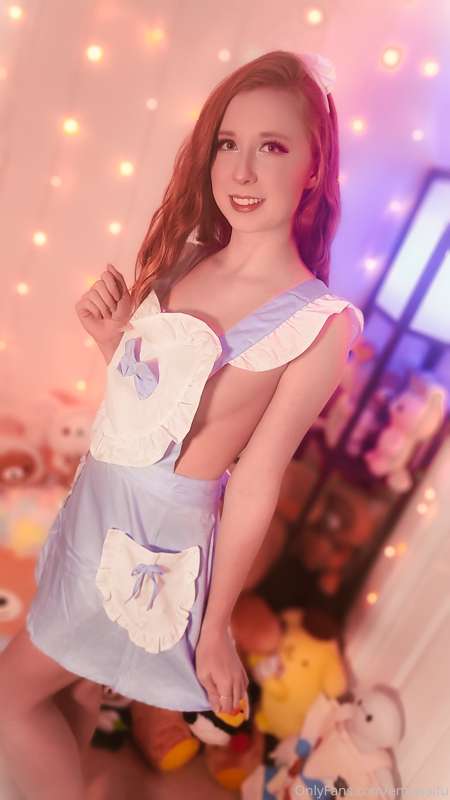 I promised more content now so here it is!! A free extra set..