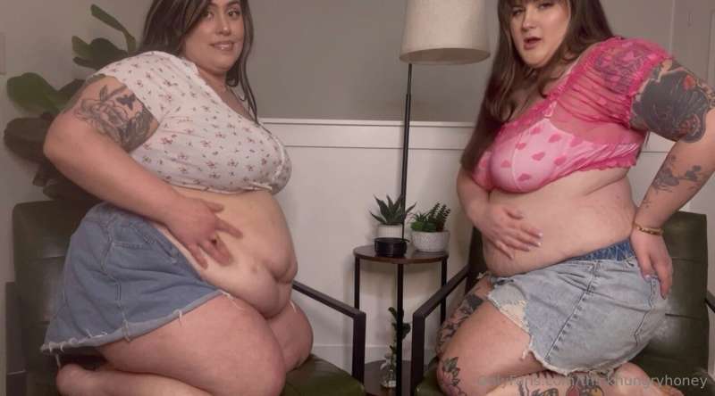 So much weight gained between the two of us 🥵🐽 12