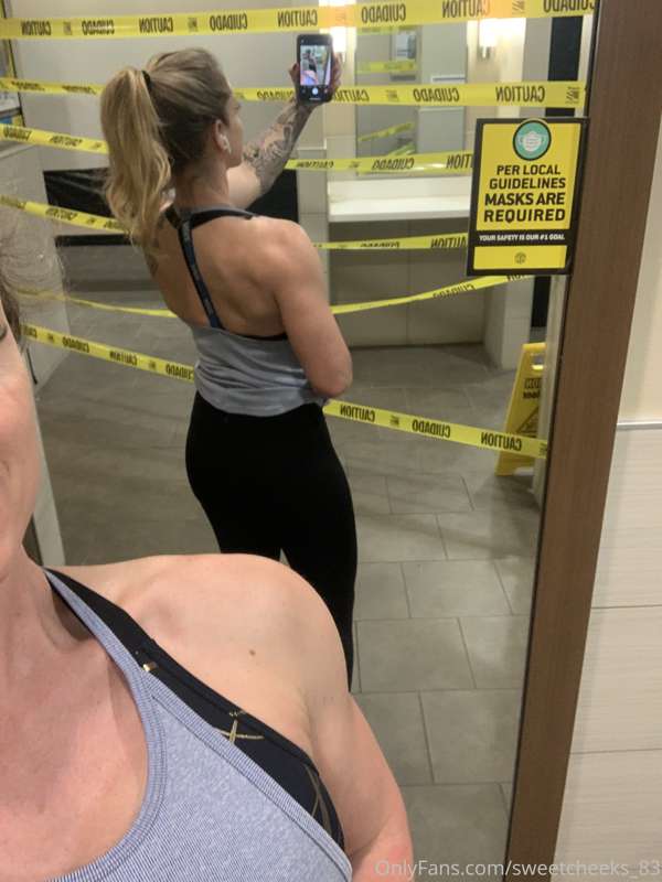 Working out this mom bod. Do you think you could hang with m.. 3