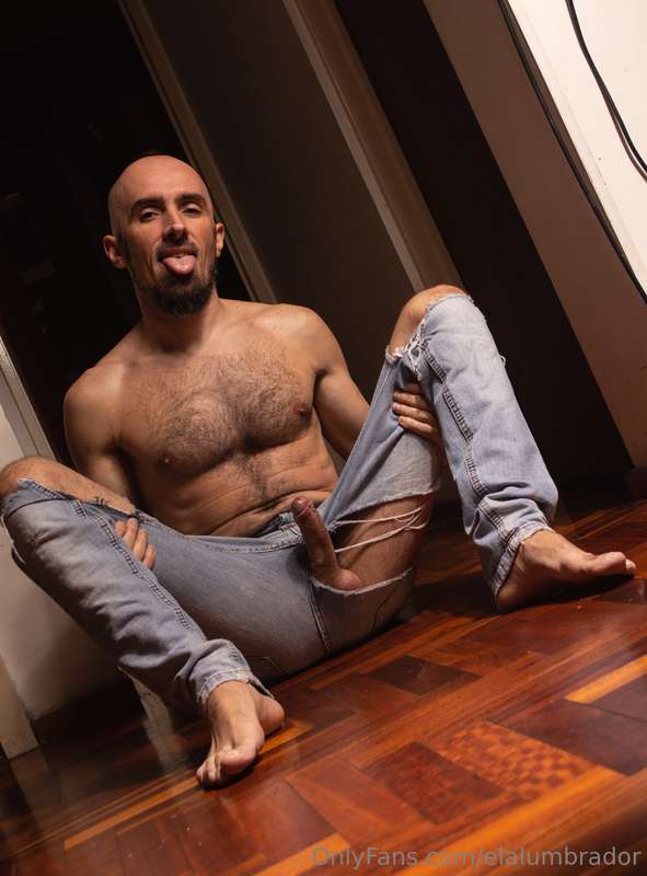 I can't hold my cock back anymore