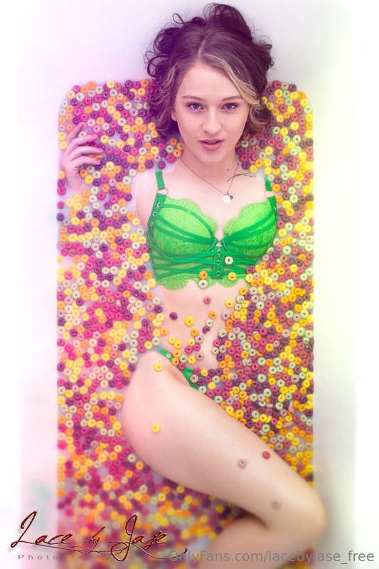Free Set13 Images. 6