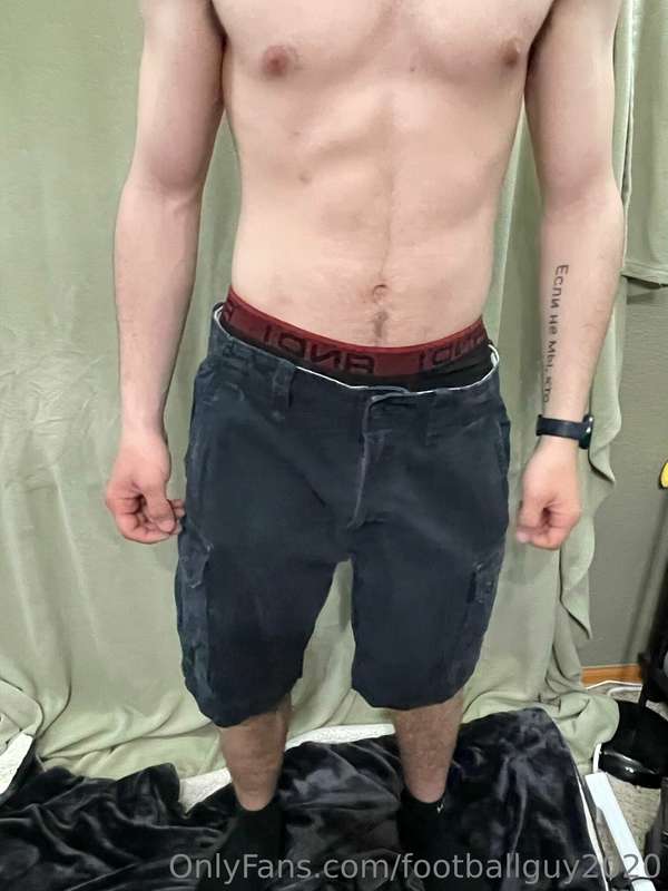 Shirtless specialist time 24