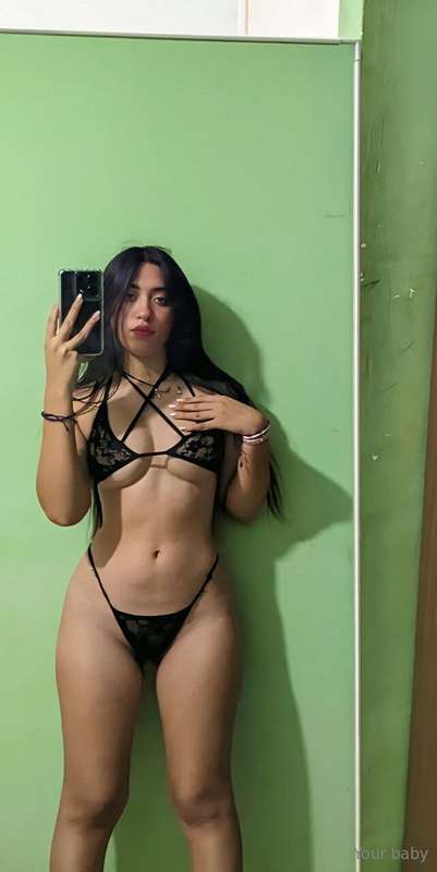🔥LATIN GIRL🔥Natural tits and ass🔥 Free page✨Pic's 📷✨Videos📹✨..