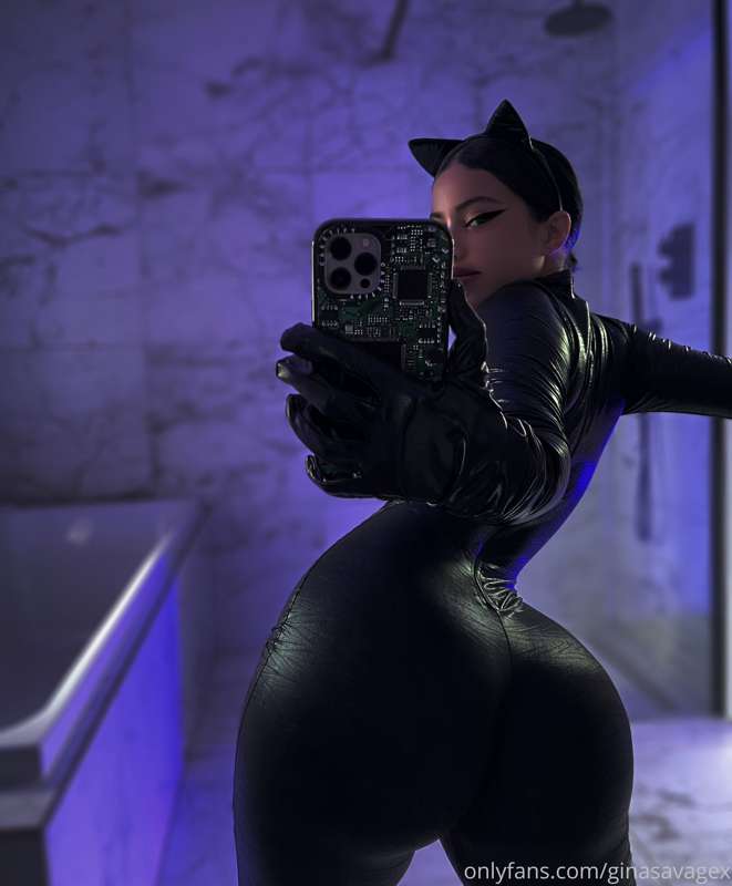Purr kitty kitty 🖤 2