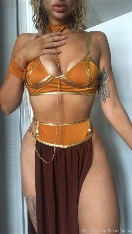 I hope we have some STAR WARS fans in here!!! Who wants to s..