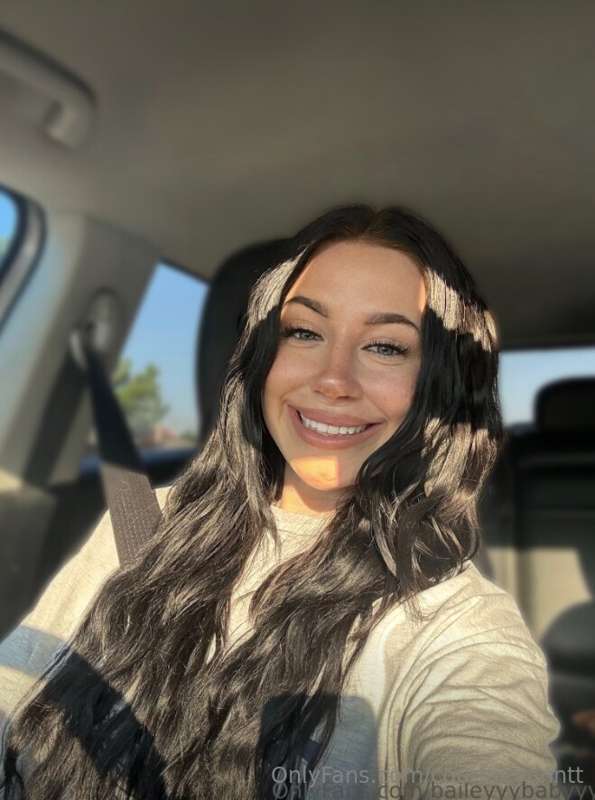 @baileybabbyy loves talking with new people online😍 that’s w..