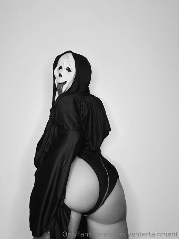 Wishing you a Spook-tacular Halloween and a Happy Boo Year! ..