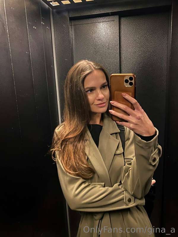 Have you ever made love in the elevator?🥰🥰