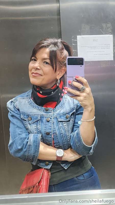 Hello honey, how are you?💜   Hola cariño, ¿cómo estás?💜  htt..