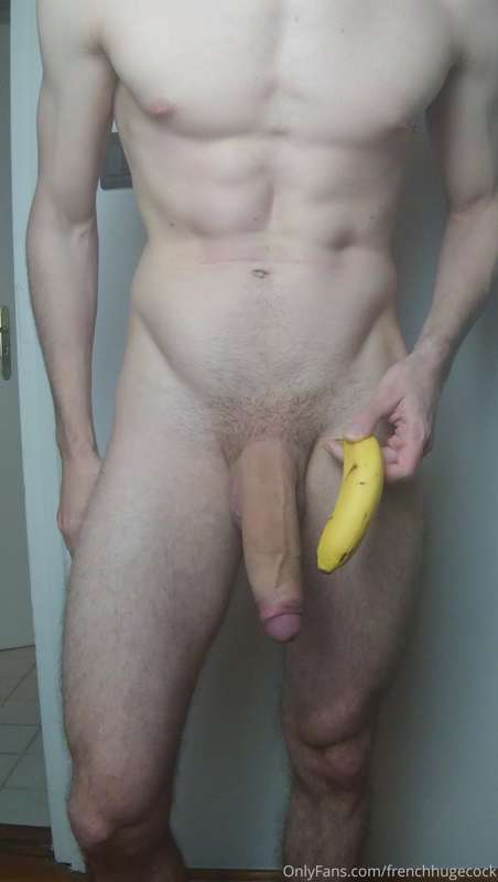 Choose your snack! 🍌 6