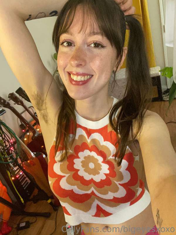 Logging onto chaturbate now 🥰 2