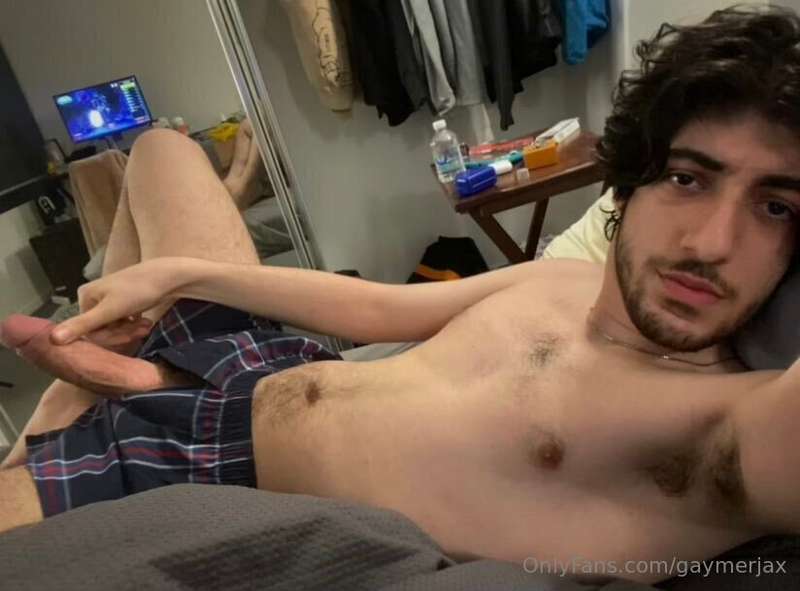 Kiss the tip 🥺